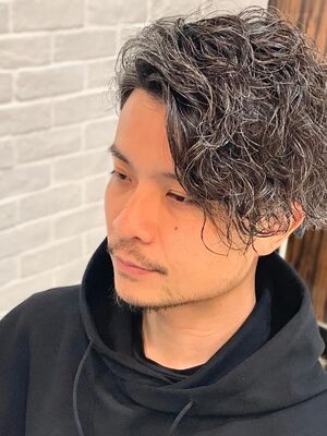 21年夏 メンズ 前下がり ミディアムの新着ヘアスタイル 髪型 ヘアアレンジ Yahoo Beauty