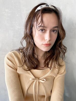21年秋冬 パーマ セミロングの新着ヘアスタイル 髪型 ヘアアレンジ Yahoo Beauty