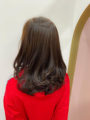 21年秋冬 60代 セミロングの新着ヘアスタイル 髪型 ヘアアレンジ Yahoo Beauty