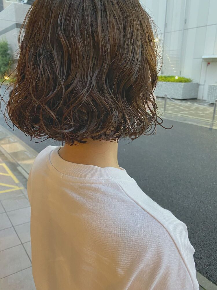 ボブ パーマスタイルにシースルーワイドバング Organic Atelier オーガニックアトリエ 宮本 剛司のヘアスタイル情報 Yahoo Beauty