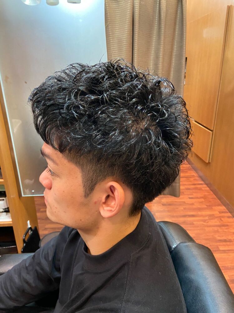 ジェット風アイロンパーマ Hiro Ginza 銀座本店 ヒロギンザ ギンザホンテン 山口 剛の髪型 ヘアスタイル ヘアカタログ情報 Yahoo Beauty ヤフービューティー