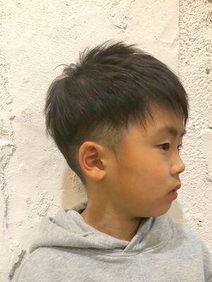 小学生男の子 ツーブロックヘア Yae 代官山店 リーダイカンヤマテン トモのヘアスタイル情報 Yahoo Beauty