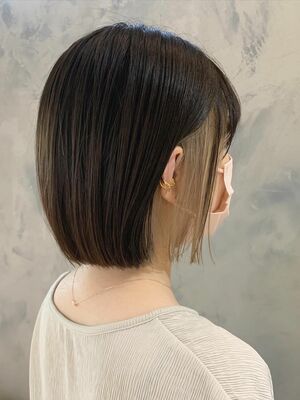 インナーカラー ミディアムの髪型 ヘアスタイル ヘアカタログ 人気順 Yahoo Beauty ヤフービューティー