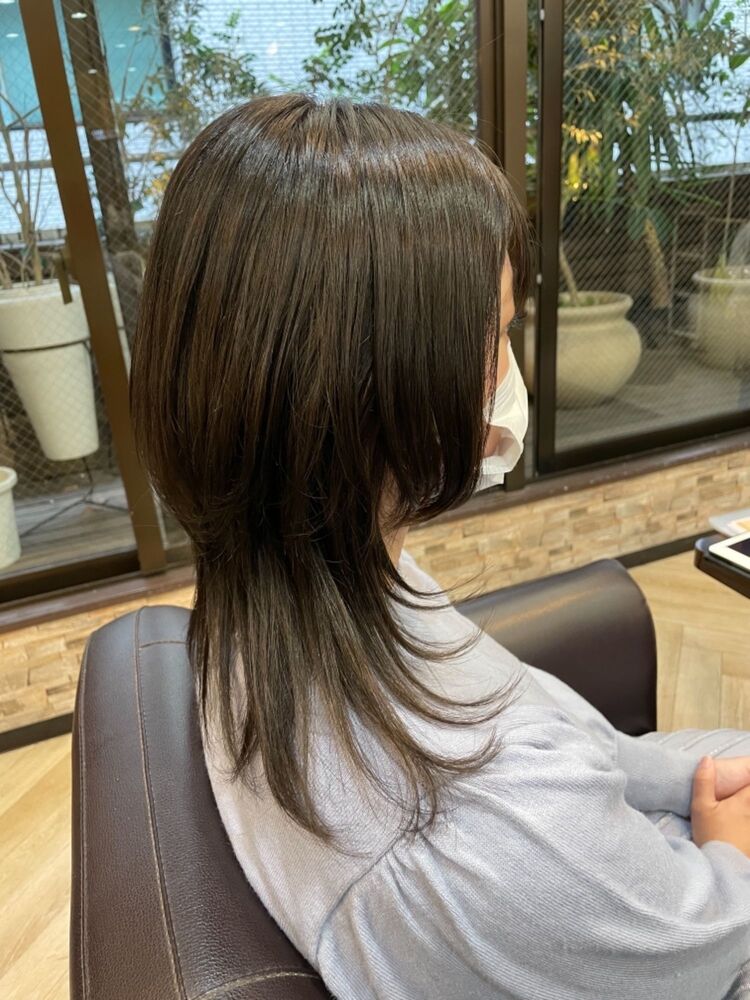 ミディアムウルフカット とダークアッシュカラー Chara池袋本店 キャライケブクロホンテン 大村 Chara池袋のヘアスタイル情報 Yahoo Beauty