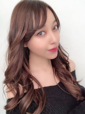 21年夏 外巻きの新着ヘアスタイル 髪型 ヘアアレンジ Yahoo Beauty