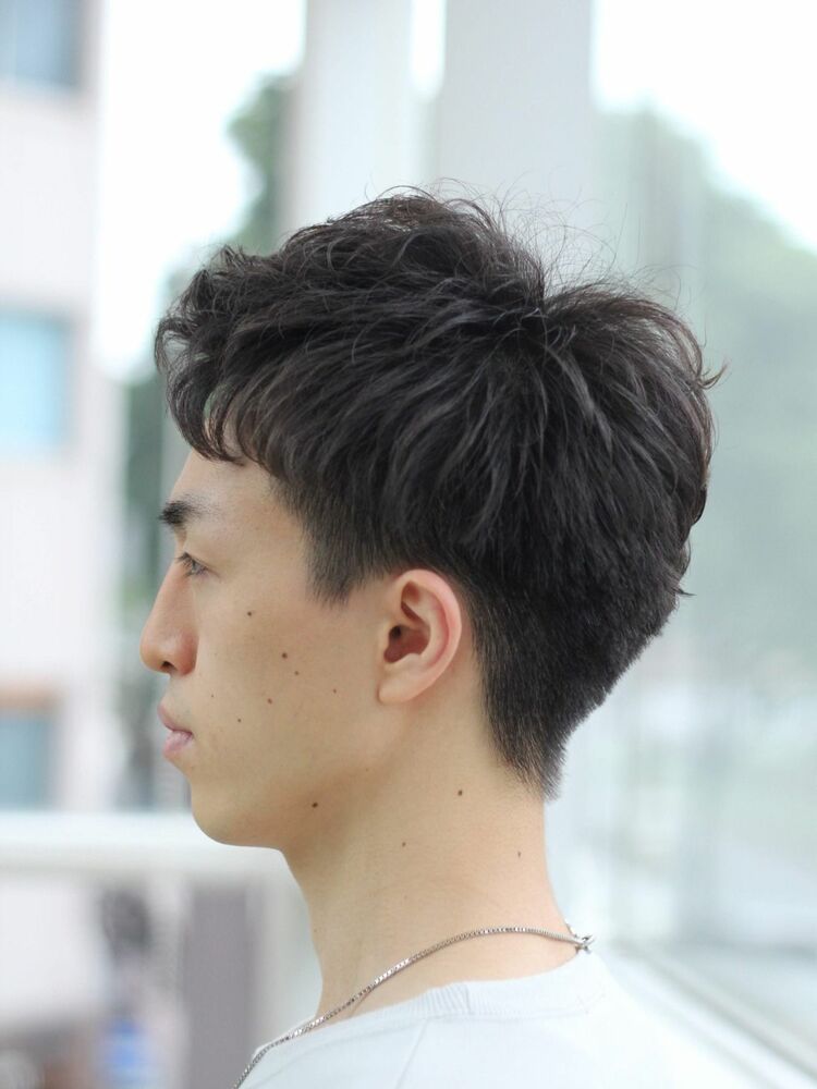 Missessence甲斐 ハサミで施術 刈り上げ パーマ メンズ ビジネス ショート ツーブロック Ryuichi Kaiのヘアスタイル情報 Yahoo Beauty