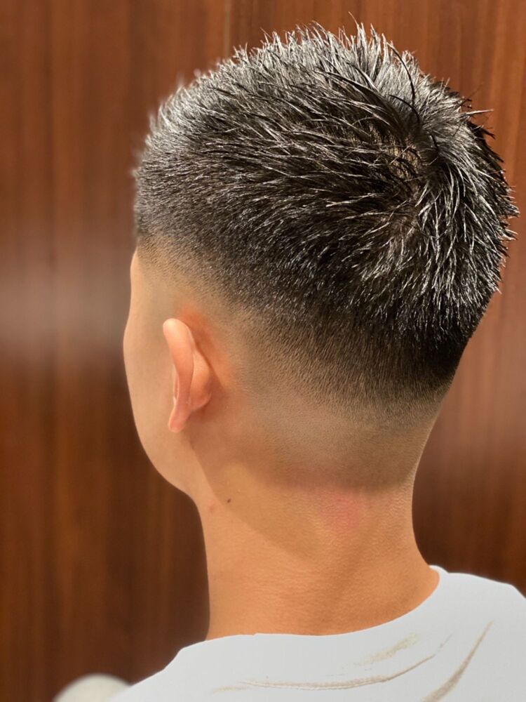 大流行スキンフェード ジェル Premium Barber 渋谷原宿店 プレミアムバーバー シブヤハラジュクテン 齋藤郁美の髪型 ヘアスタイル ヘアカタログ情報 Yahoo Beauty ヤフービューティー