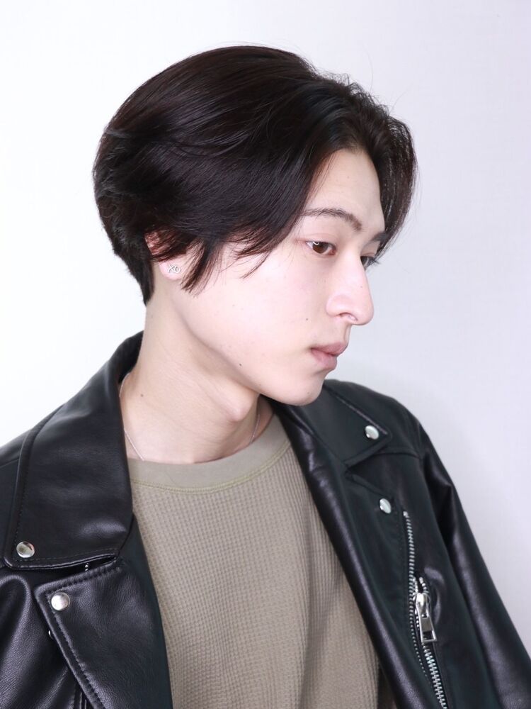 ノーセットで決まるミディアムセンターパート Lipps 西川匠の髪型 ヘアスタイル ヘアカタログ情報 Yahoo Beauty ヤフービューティー