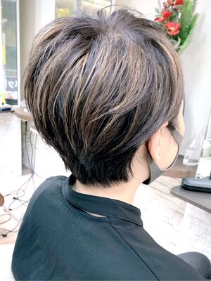 22年春 メッシュカラーの人気ヘアスタイル 髪型 ヘアアレンジ Yahoo Beauty