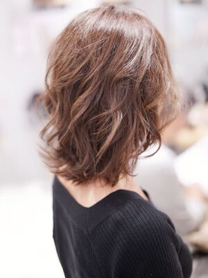 22年夏 50代 ミディアムヘア 前髪ありの人気ヘアスタイル 髪型 ヘアアレンジ Yahoo Beauty