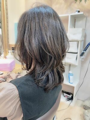 セミロングの髪型 ヘアスタイル ヘアカタログ 人気順 Yahoo Beauty ヤフービューティー