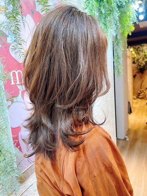 巻き髪 セミロングの髪型 ヘアスタイル ヘアカタログ 人気順 Yahoo Beauty ヤフービューティー