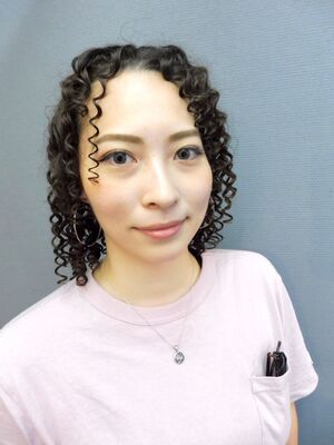 年秋冬 くるくるパーマの新着ヘアスタイル 髪型 ヘアアレンジ Yahoo Beauty