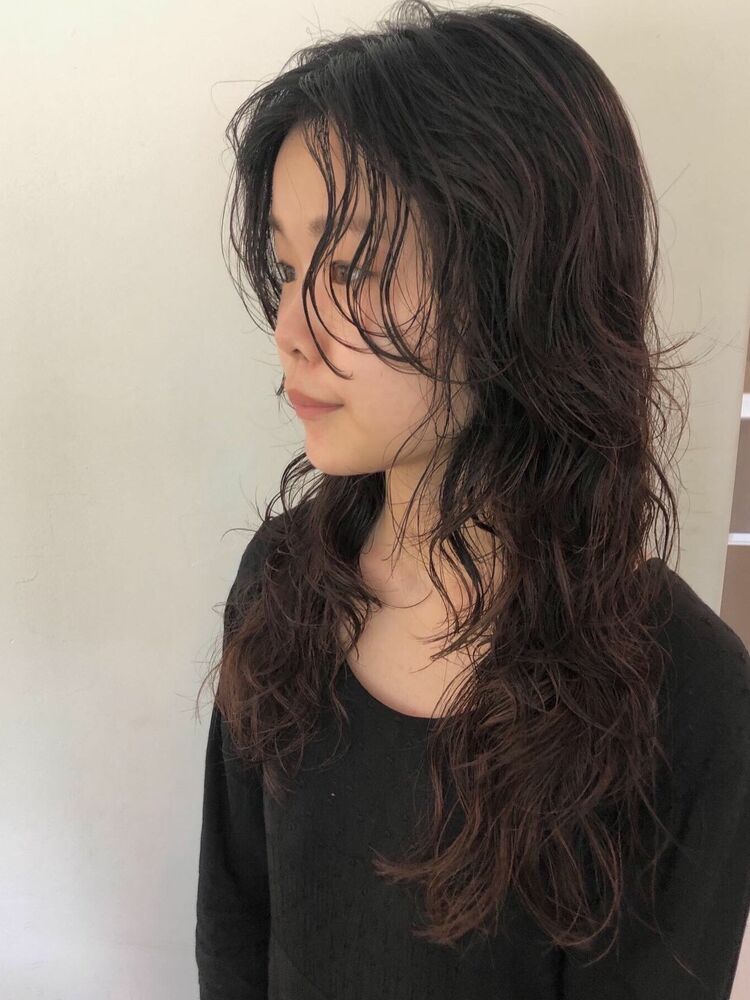 ロングウルフパーマ Mint ミント 恵比寿minting Yukaの髪型 ヘアスタイル ヘアカタログ情報 Yahoo Beauty ヤフービューティー