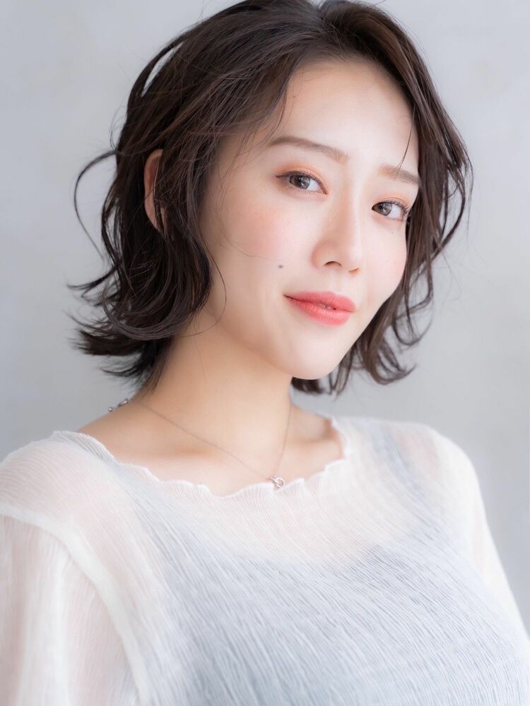 外ハネ無造作ウェーブ ダークモカ Akaneのヘアスタイル情報 Yahoo Beauty