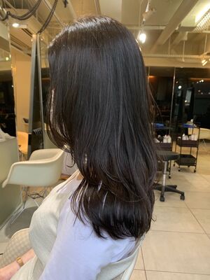 22年春 レイヤー 段カット ロングの人気ヘアスタイル 髪型 ヘアアレンジ Yahoo Beauty