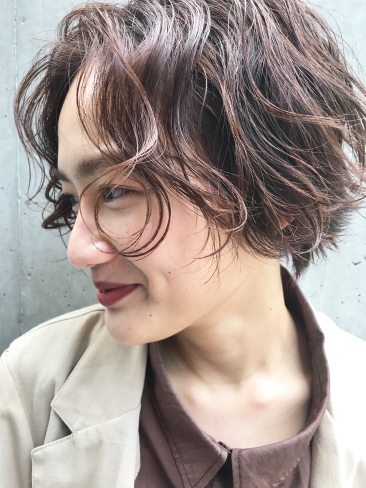 センターパートショート 根元からくせ毛風パーマ Balloon Hair バルーンヘアー Chinamiのヘアスタイル情報 Yahoo Beauty