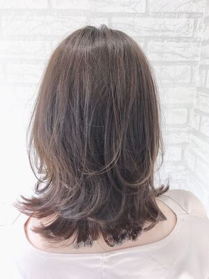 21年秋冬 ダブルバング ミディアムの新着ヘアスタイル 髪型 ヘアアレンジ Yahoo Beauty