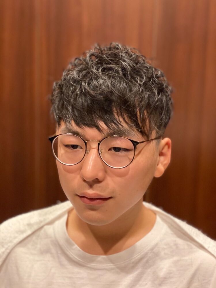 アイロンパーマワックスつけるだけ簡単束間スタイル Hiro Ginza 田町店 ヒロギンザ タマチテン ヒロ銀座 板垣 光信のヘアスタイル情報 Yahoo Beauty