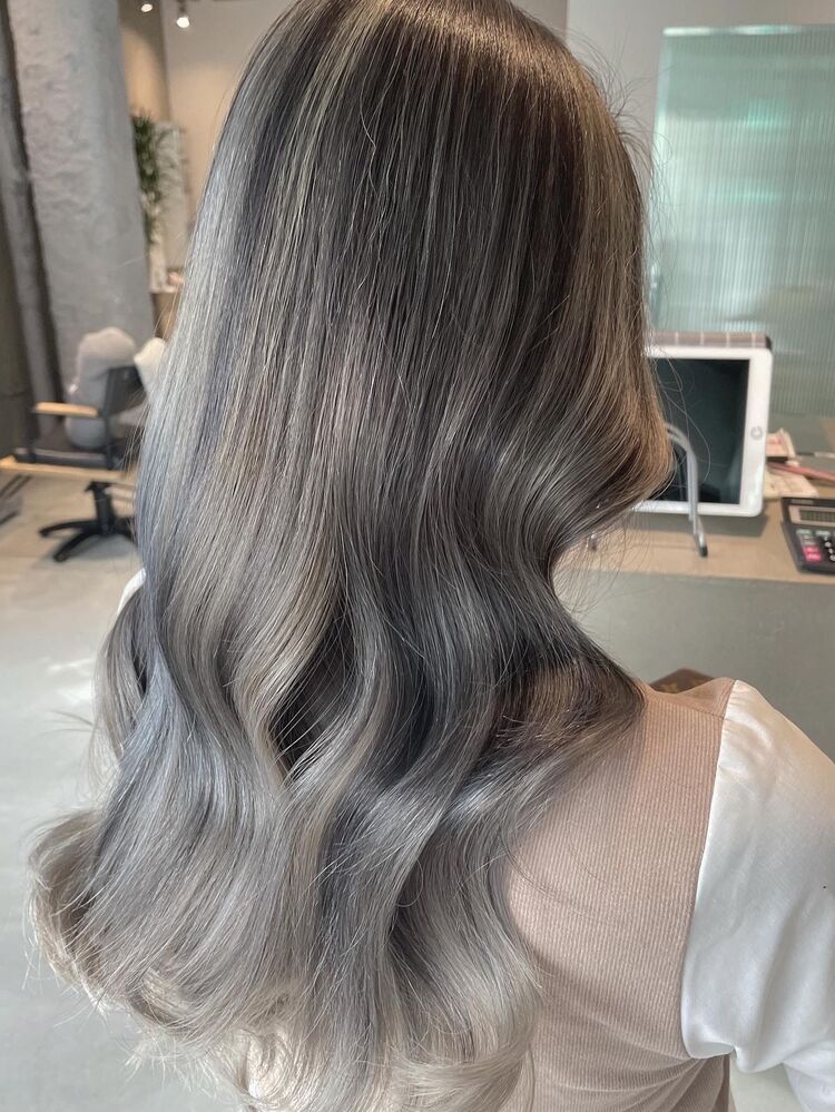 コントラストハイライトカラー Rocareta For Hair 河原町三条店 ロカリタ フォー ヘアー カワラマチサンジョウテン ユウリヘアのヘアスタイル情報 Yahoo Beauty