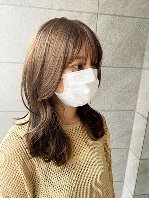 22年夏 大人可愛い セミロングの人気ヘアスタイル 髪型 ヘアアレンジ Yahoo Beauty