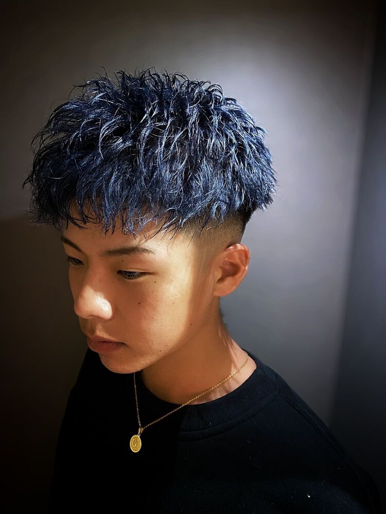 ブルーブラックthaダウンバング Men S Lapis メンズラピス メンズラピス渋谷 クニのヘアスタイル情報 Yahoo Beauty