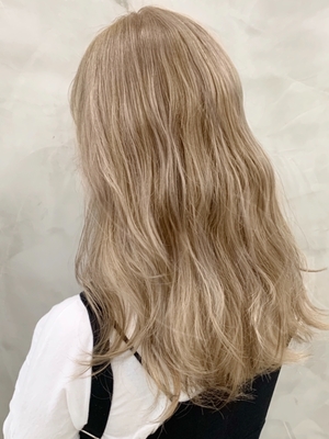 21年秋冬 金髪 ロングの新着ヘアスタイル 髪型 ヘアアレンジ Yahoo Beauty