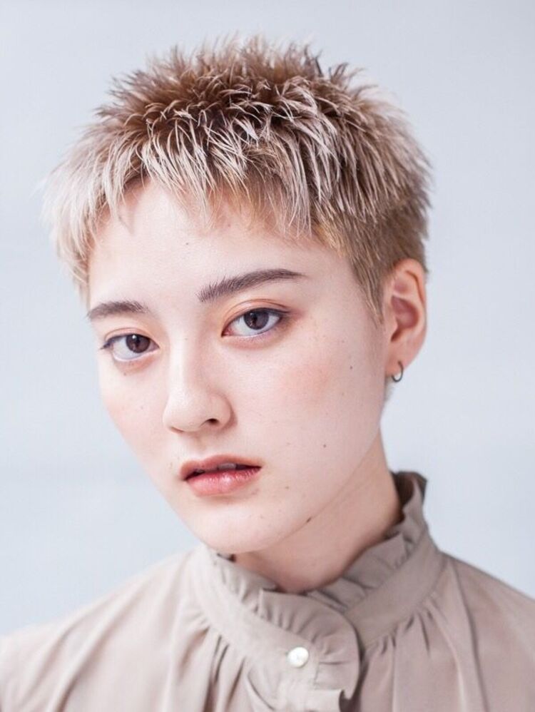 ショート ベリーショート ベージュ ブリーチ セシルカット ピクシーカット Silem シーレム 神戸 Silem Mikizoの髪型 ヘアスタイル ヘアカタログ情報 Yahoo Beauty ヤフービューティー