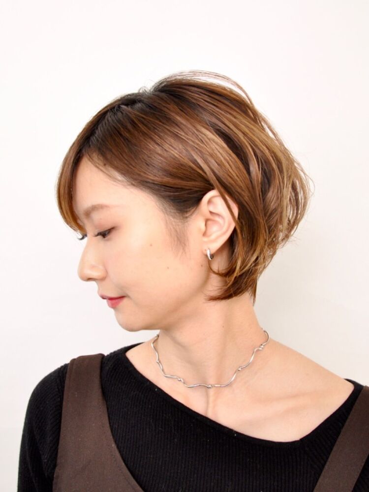 ひし形シルエットとショートウェーブヘア Beautrium 山根純平の髪型 ヘアスタイル ヘアカタログ情報 Yahoo Beauty ヤフービューティー