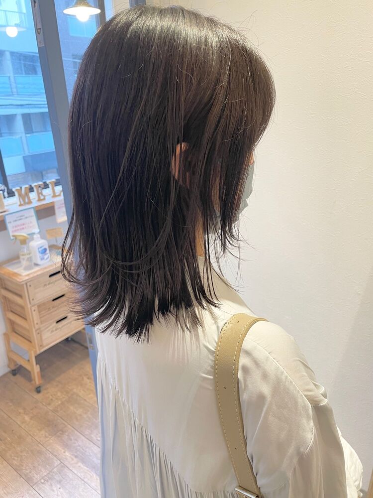 外ハネミディアムレイヤーカット 代30代人気 Melt メルト 松本咲花のヘアスタイル情報 Yahoo Beauty