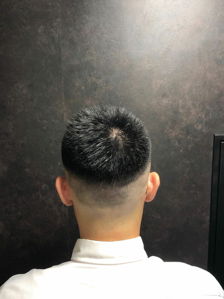 スキンフェードでオシャレ坊主 神田 理容室 Hiro Ginza 神田店 ヒロギンザ カンダテン 中原 滉太のヘアスタイル情報 Yahoo Beauty