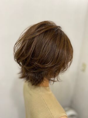 21年秋冬 オフィス ミディアムの新着ヘアスタイル 髪型 ヘアアレンジ Yahoo Beauty