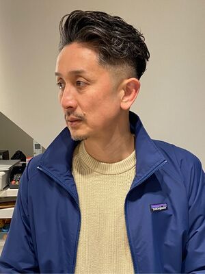 22年春 メンズ 40代 ショートパーマの人気ヘアスタイル 髪型 ヘアアレンジ Yahoo Beauty
