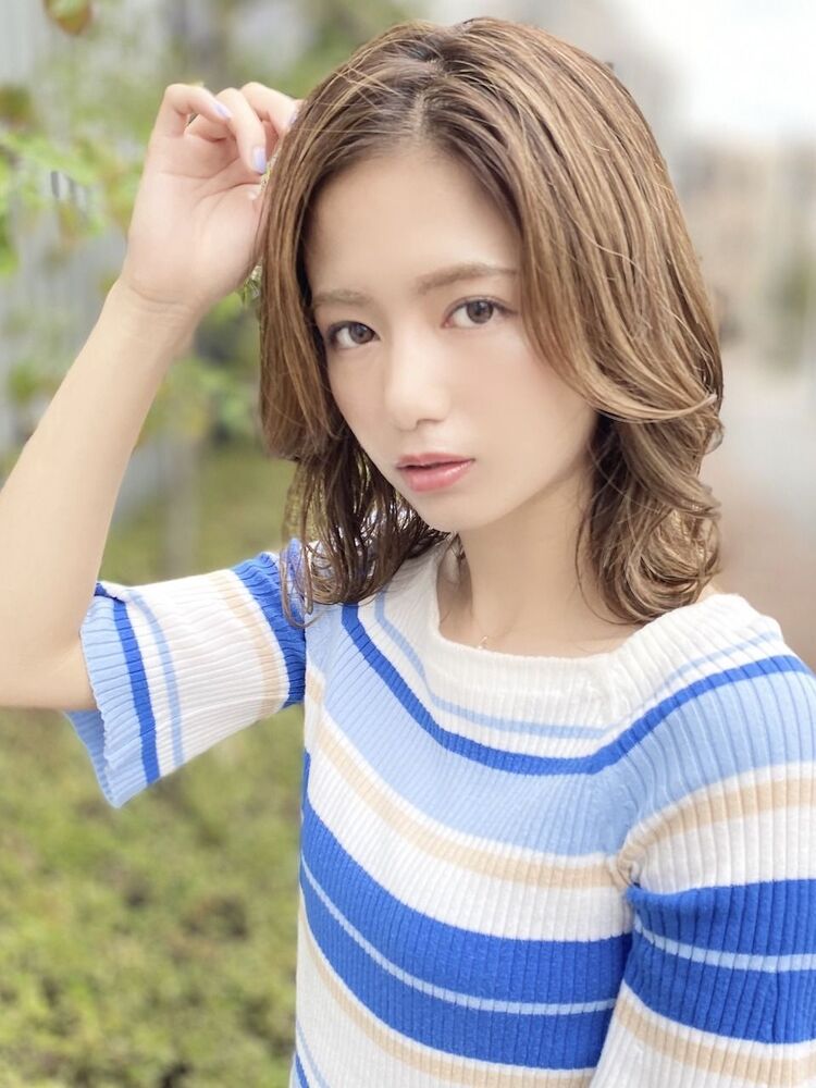 大人かわいいミディアムレイヤー 野中まなみのヘアスタイル情報 Yahoo Beauty