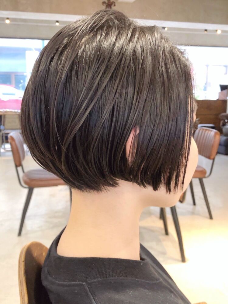 20代30代40代 人気 黒髪 ワンレン 前下がり ショートボブ ミニボブ｜ROJITHA（ロジッタ）ショートヘア美容師 郡司泰之の