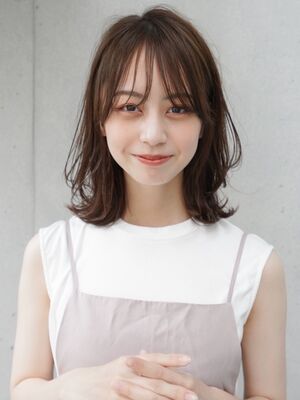 21年夏 シースルーバングの人気ヘアスタイル 髪型 ヘアアレンジ Yahoo Beauty