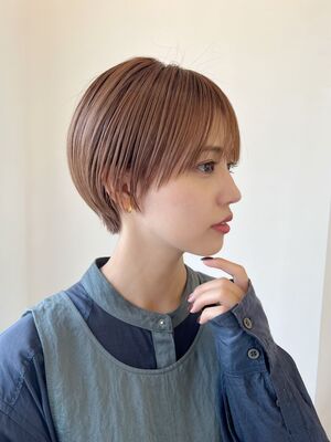 ストレート ショートの髪型 ヘアスタイル ヘアカタログ 人気順 Yahoo Beauty ヤフービューティー