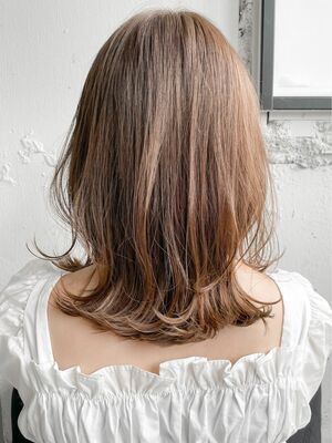 21年夏 インナーカラー ミディアムの新着ヘアスタイル 髪型 ヘアアレンジ Yahoo Beauty