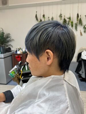 22年春 シルバー系 ベリーショートの人気ヘアスタイル 髪型 ヘアアレンジ Yahoo Beauty