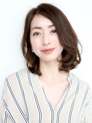 21年秋冬 50代 ミディアムの新着ヘアスタイル 髪型 ヘアアレンジ Yahoo Beauty