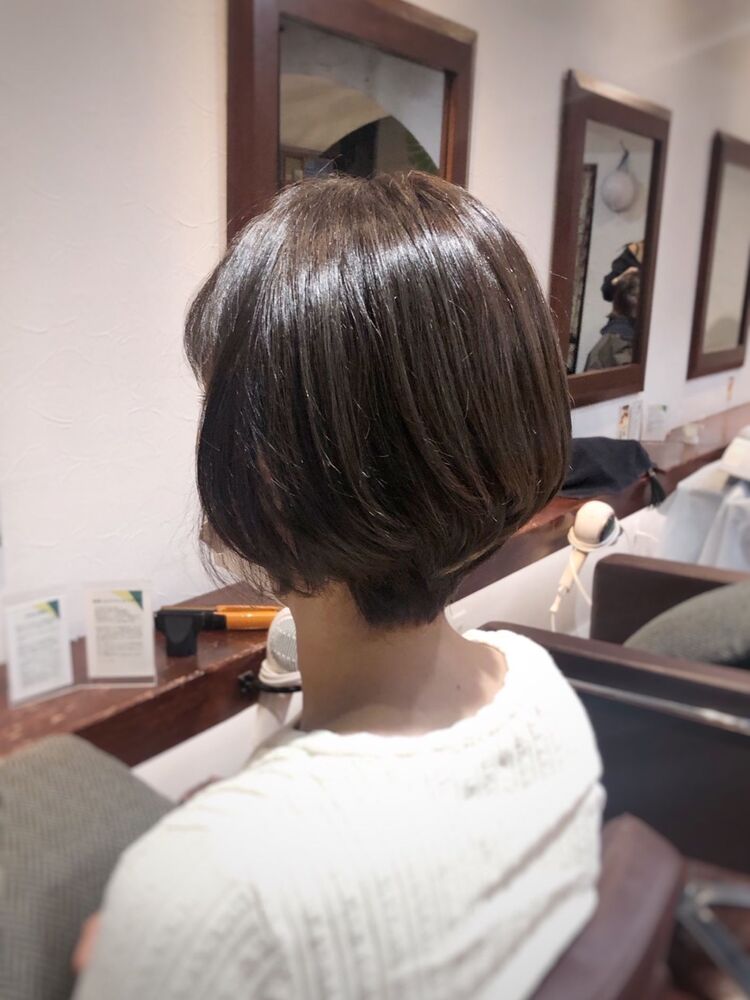 定番人気のアッシュブラウンカラー 大人グラボブスタイル ヘアリゾート粋 新宿三丁目本店 ヘアリゾートスイ シンジュクサンチョウメホンテン 山崎実奈緒のヘアスタイル情報 Yahoo Beauty