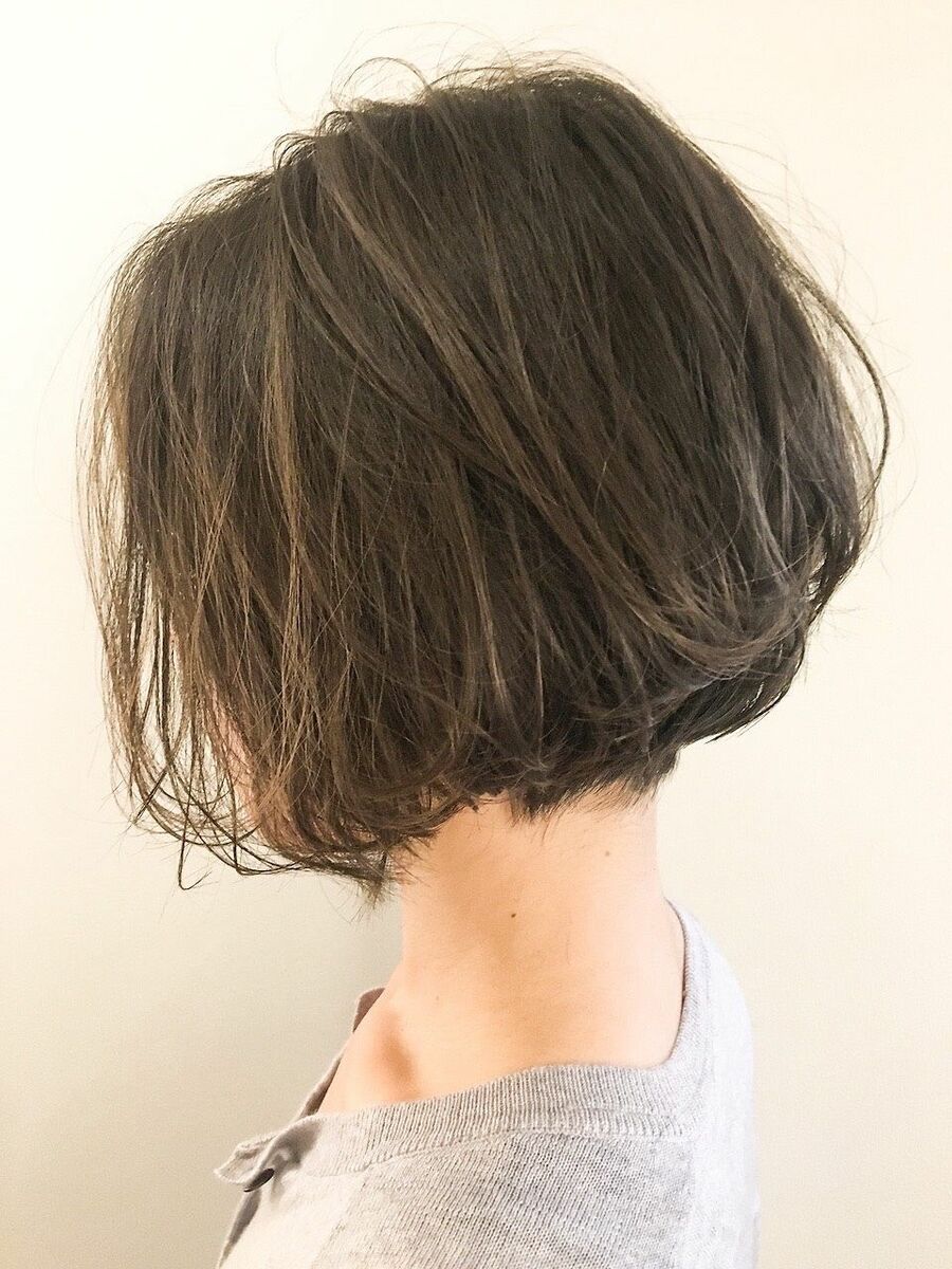 40代・50代 襟足すっきり！大人クールな前下がりショートボブ｜hair lounge TRiP（ヘアーラウンジトリップ）恵比寿TRiP 井上