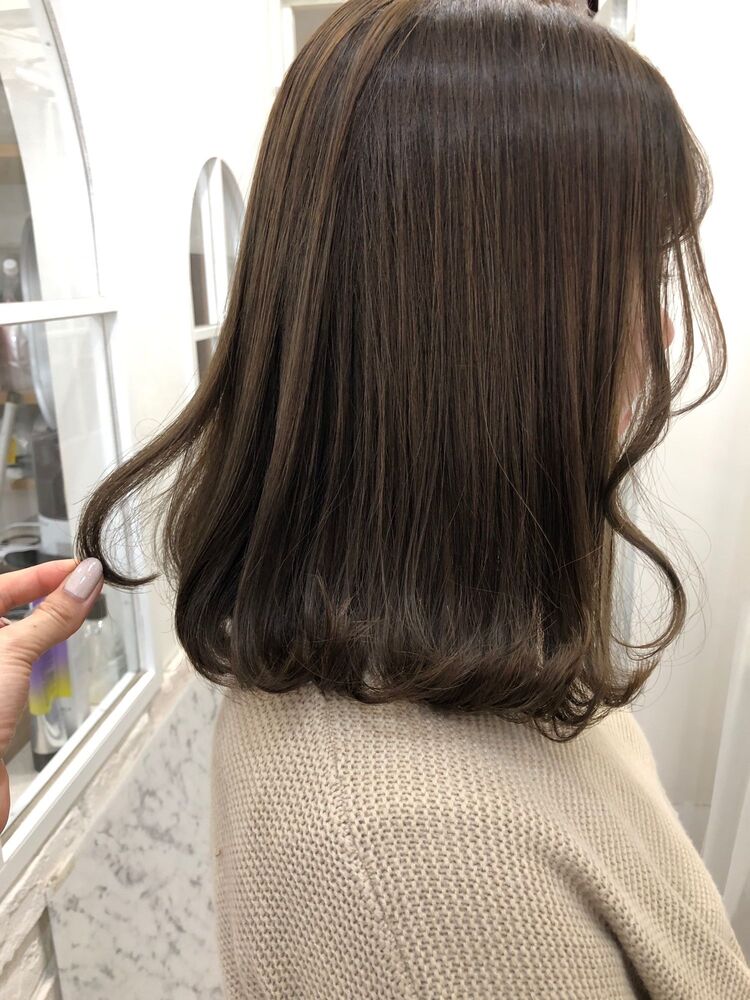 表参道allure箕輪香代子 表参道徒歩30秒 似合わせカットと透明感アッシュ系カラーが得意です Allure アリュウル 表参道allureminowaのヘアスタイル情報 Yahoo Beauty