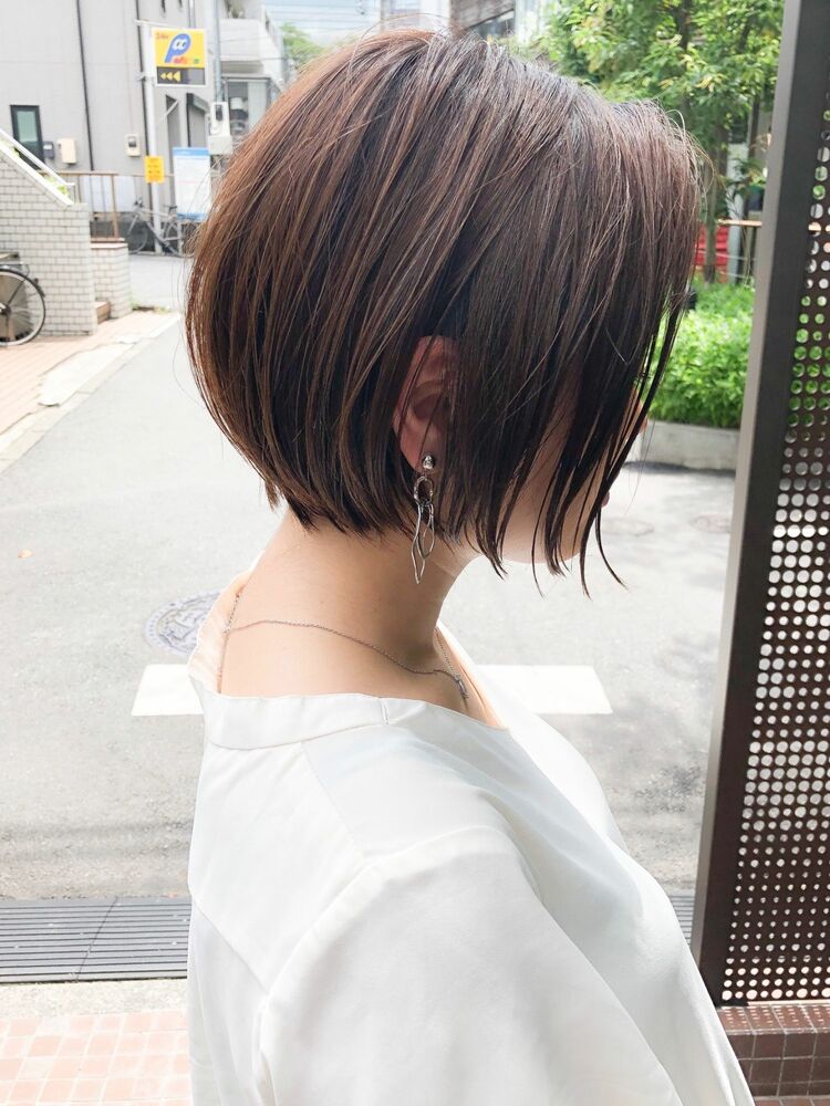 大人可愛い前下がりショートボブ Kyli 表参道 キリ オモテサンドウ 桐山弘一の髪型 ヘアスタイル ヘアカタログ情報 Yahoo Beauty ヤフービューティー