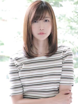 22年夏 流し前髪 セミロングの人気ヘアスタイル 髪型 ヘアアレンジ Yahoo Beauty