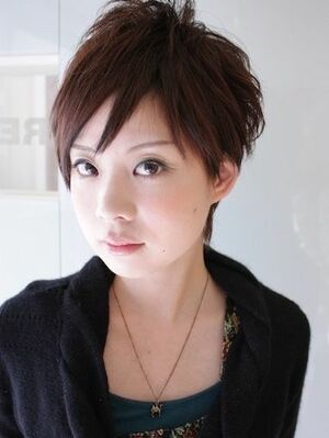 22年春 アシメ アシンメトリーバング ベリーショートの人気ヘアスタイル 髪型 ヘアアレンジ Yahoo Beauty