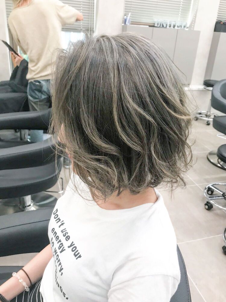 かきあげボブ×カーキアッシュ｜ ︎KODAI ︎横浜のヘアスタイル情報｜Yahoo! BEAUTY