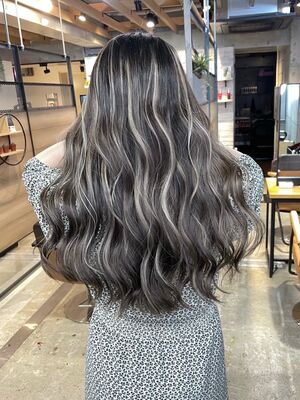 外国人風 ロングの髪型 ヘアスタイル ヘアカタログ 人気順 Yahoo Beauty ヤフービューティー