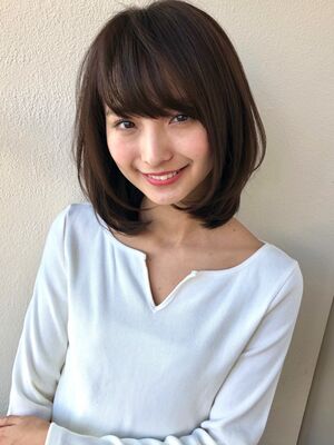 スーツ ミディアムの髪型 ヘアスタイル ヘアカタログ 人気順 Yahoo Beauty ヤフービューティー