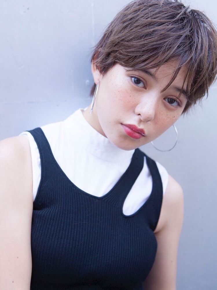 アンニュイメンズライクショート やわらかグレージュ Siena渋谷駅徒歩5分 Siena シエナ Siena渋谷 Izumiのヘアスタイル情報 Yahoo Beauty